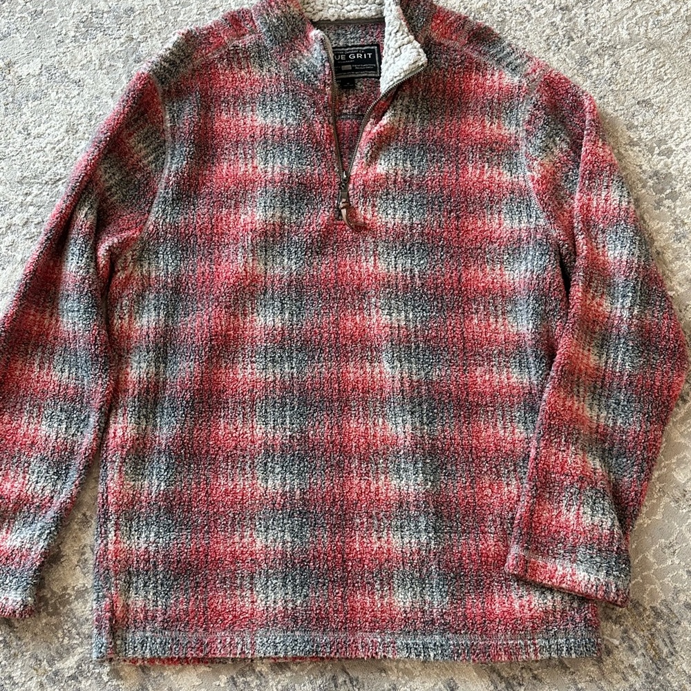 True Grit Women’s Red and Gray Zip Up fleece pullover